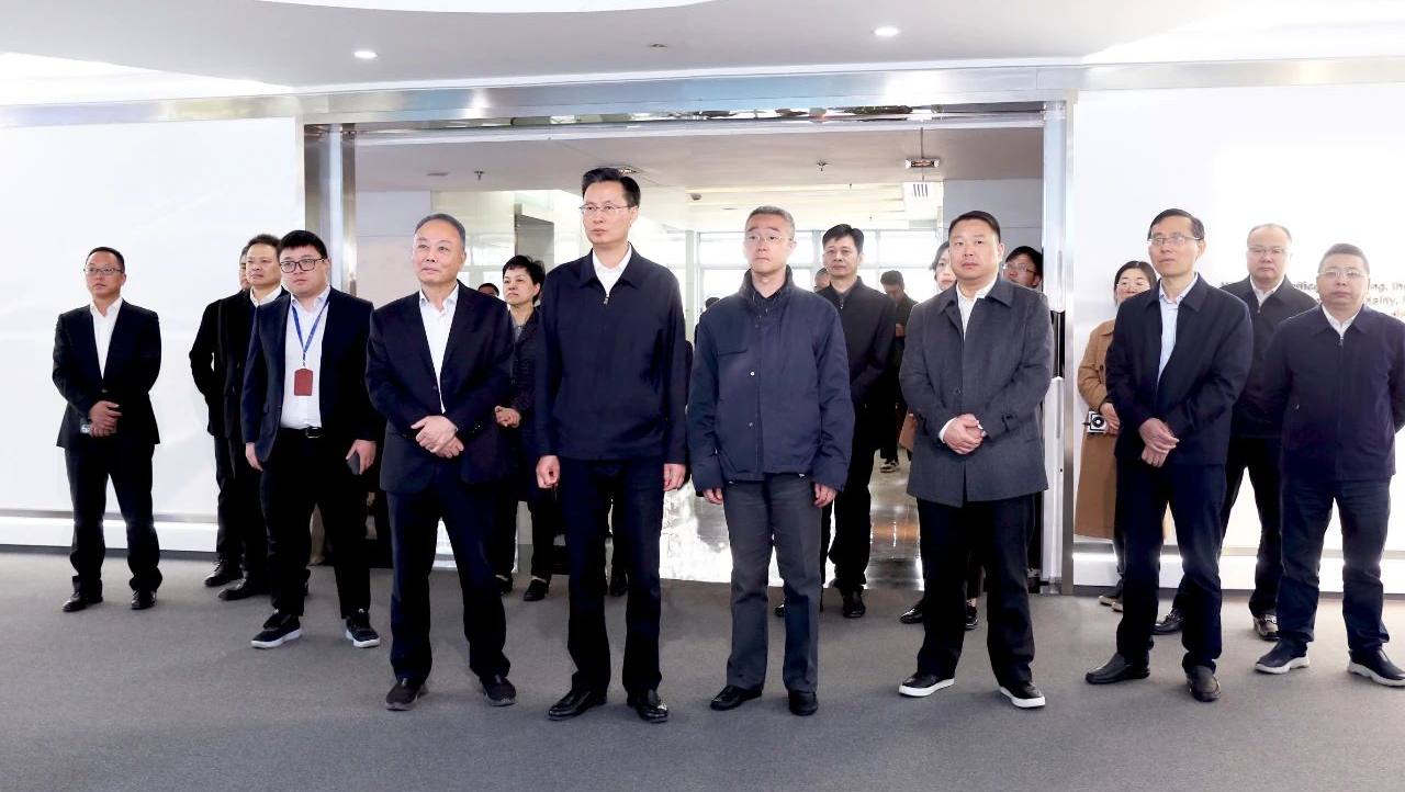 17017465290810988061280_722