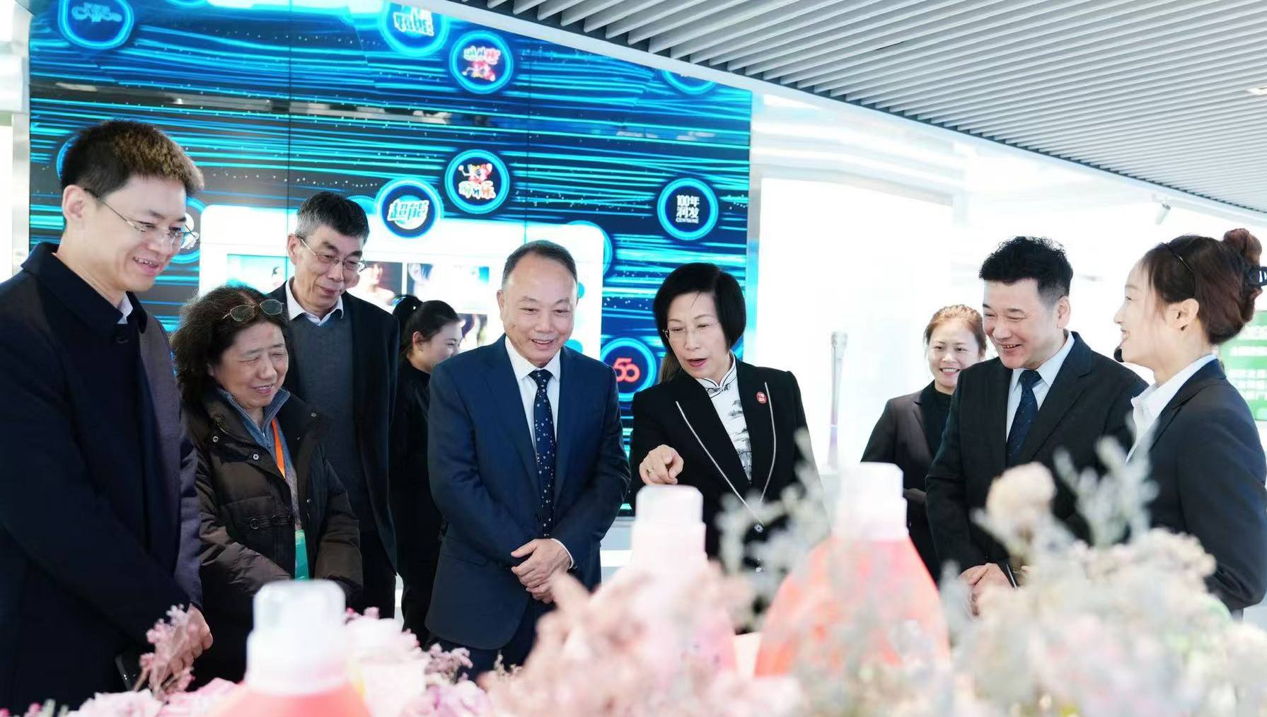 17357790887060516261792_1014